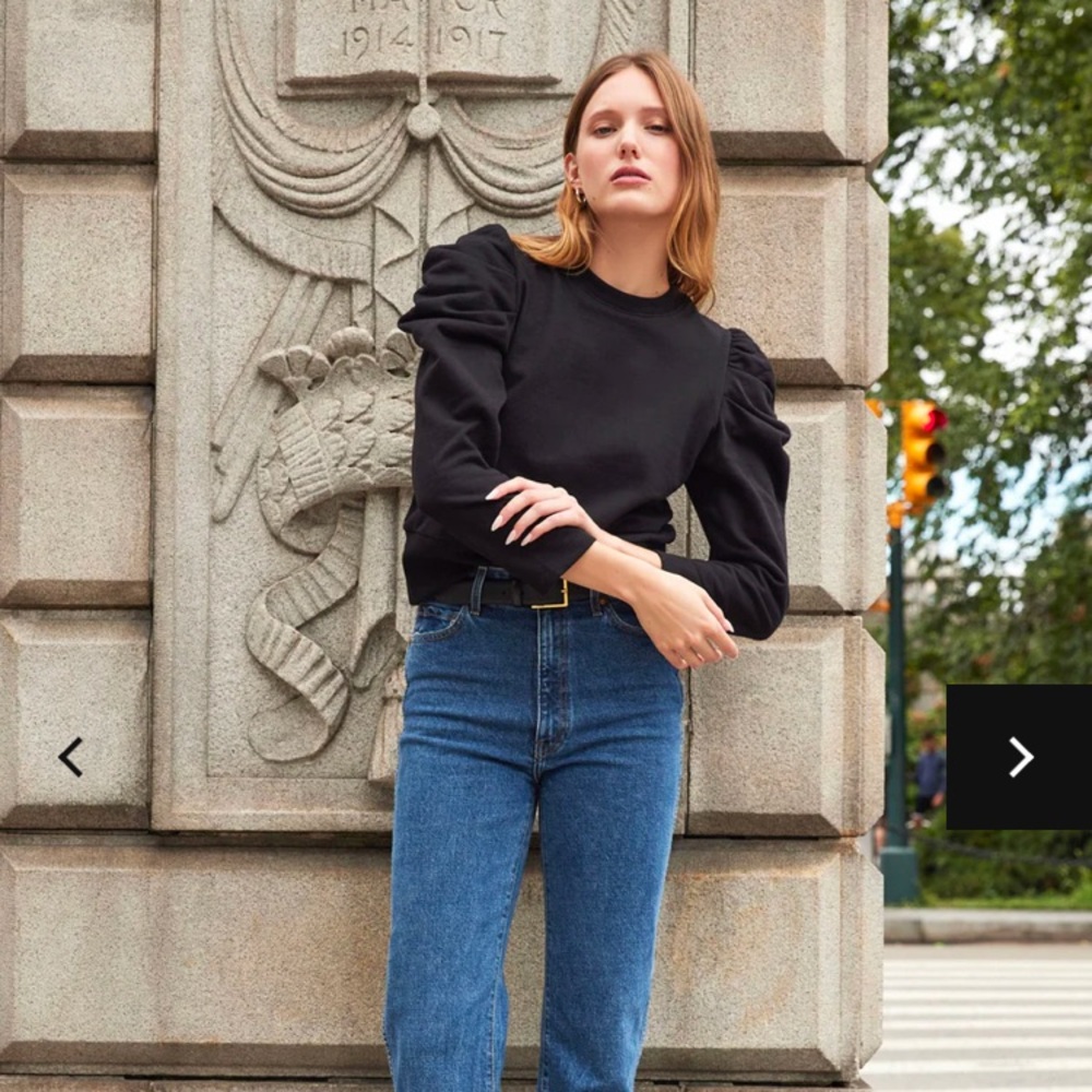 organic cotton sweatshirt the just enough puff